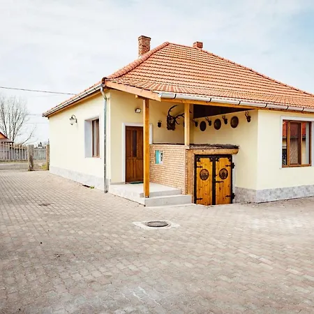 Casa Mb Ghioroc Exterior photo