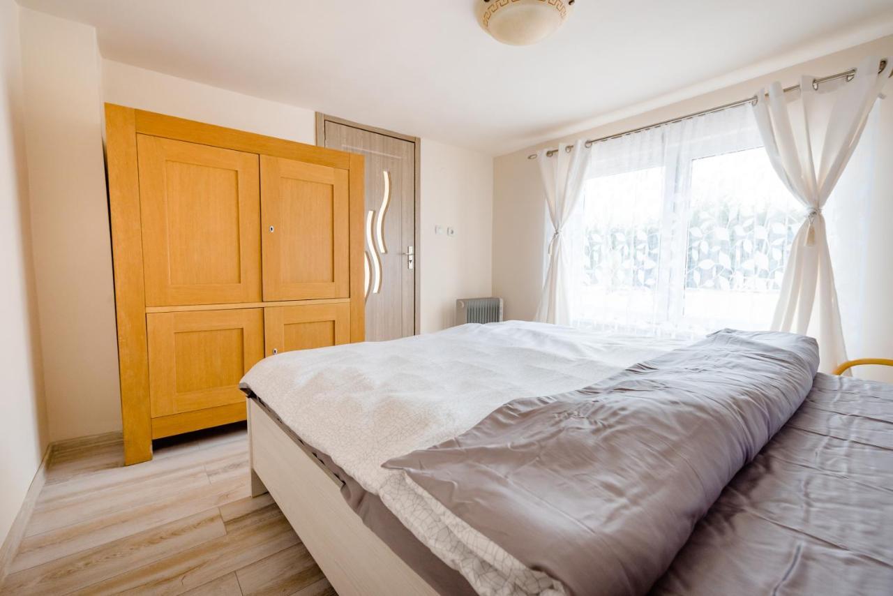 וילה Casa Mb Ghioroc